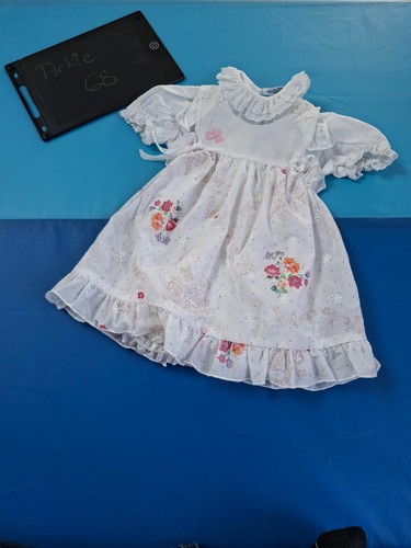 Schickes kleid mit unterteil - kleid,